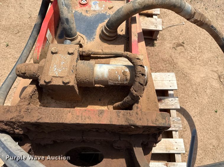 image for item DZ8487 2023 Rammer R25P breaker