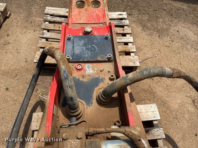 image for item DZ8487 2023 Rammer R25P breaker