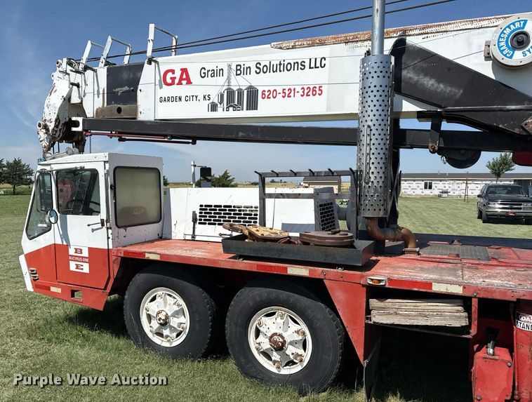 image for item DZ8496 1973 Bucyrus Erie 45C crane