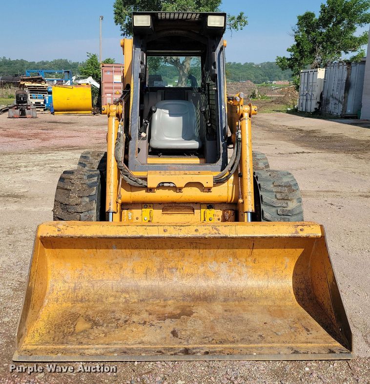 image for item EA2457 2003 Case 75XT skid steer loader