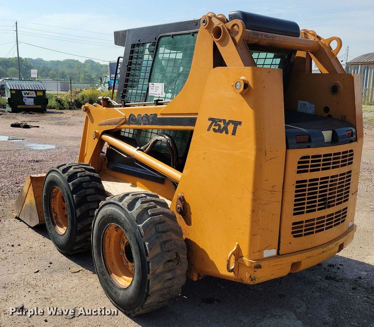 image for item EA2457 2003 Case 75XT skid steer loader