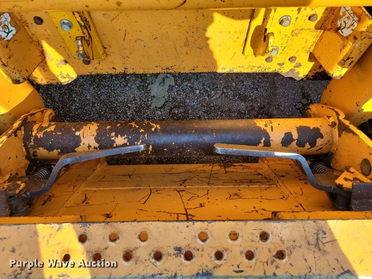 image for item EA2457 2003 Case 75XT skid steer loader