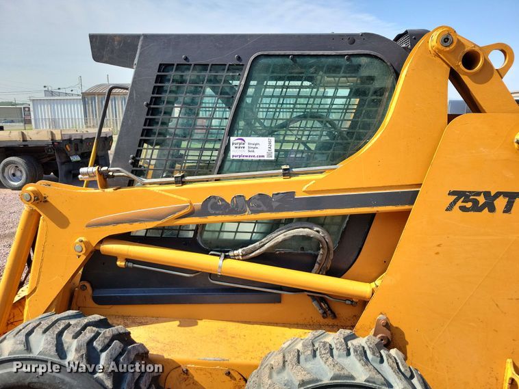 image for item EA2457 2003 Case 75XT skid steer loader