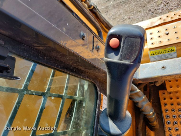 image for item EA2457 2003 Case 75XT skid steer loader