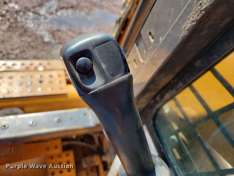 image for item EA2457 2003 Case 75XT skid steer loader