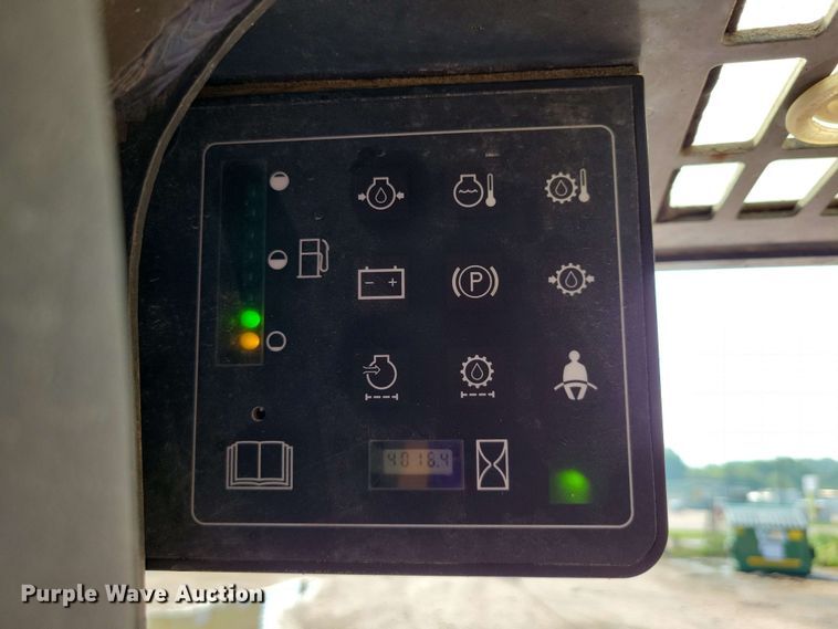 image for item EA2457 2003 Case 75XT skid steer loader