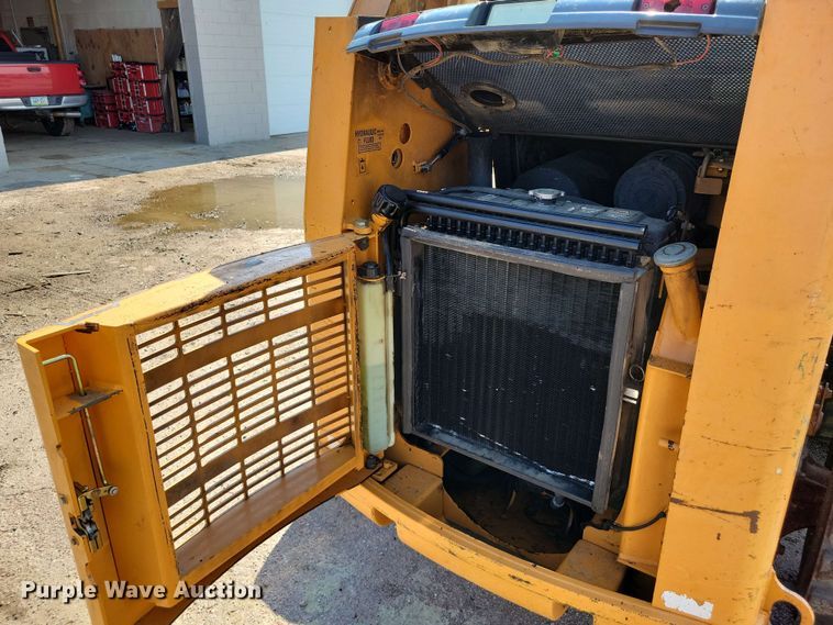 image for item EA2457 2003 Case 75XT skid steer loader