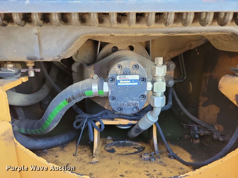 image for item EA2457 2003 Case 75XT skid steer loader