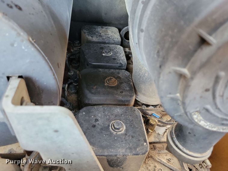 image for item EA2457 2003 Case 75XT skid steer loader