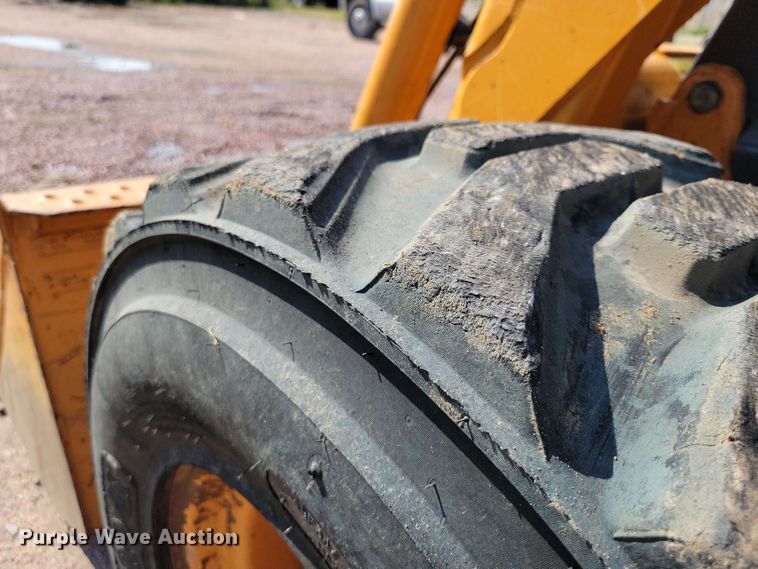 image for item EA2457 2003 Case 75XT skid steer loader