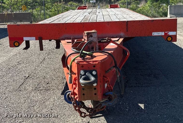 image for item EB2588 2000 Tow Master equipment trailer