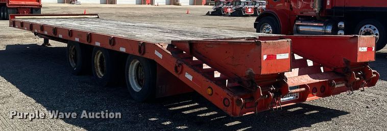 image for item EB2588 2000 Tow Master equipment trailer