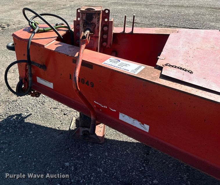 image for item EB2588 2000 Tow Master equipment trailer