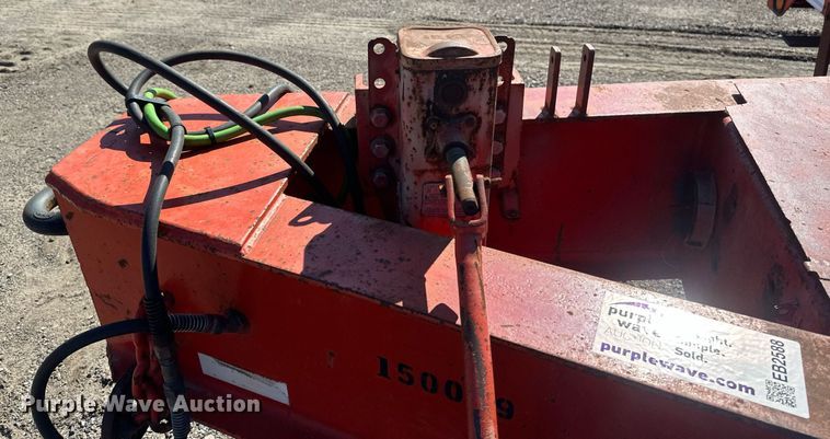 image for item EB2588 2000 Tow Master equipment trailer