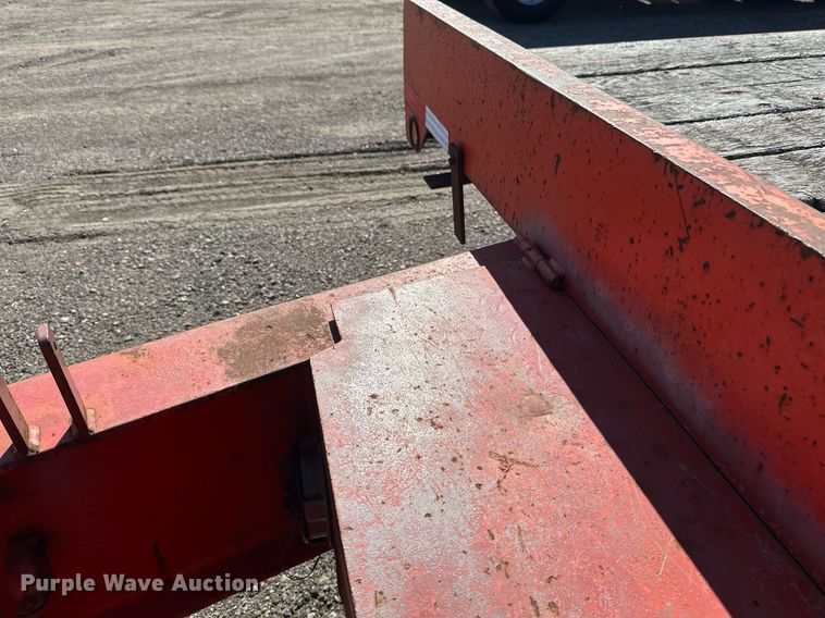 image for item EB2588 2000 Tow Master equipment trailer