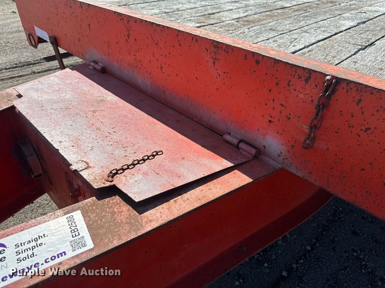 image for item EB2588 2000 Tow Master equipment trailer