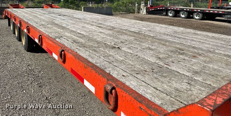 image for item EB2588 2000 Tow Master equipment trailer