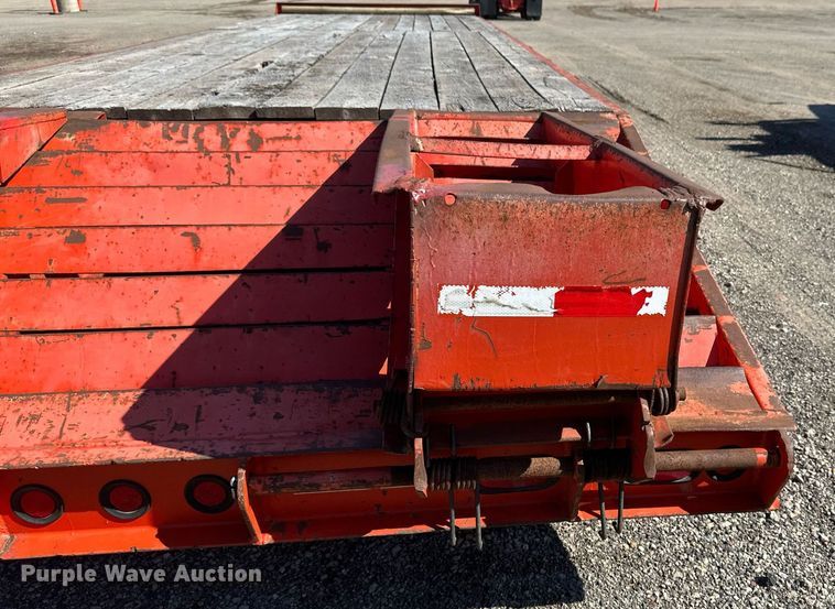 image for item EB2588 2000 Tow Master equipment trailer