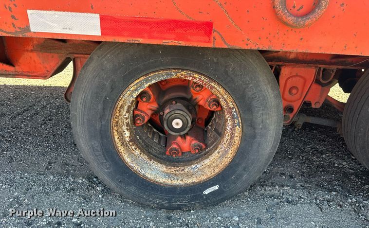 image for item EB2588 2000 Tow Master equipment trailer