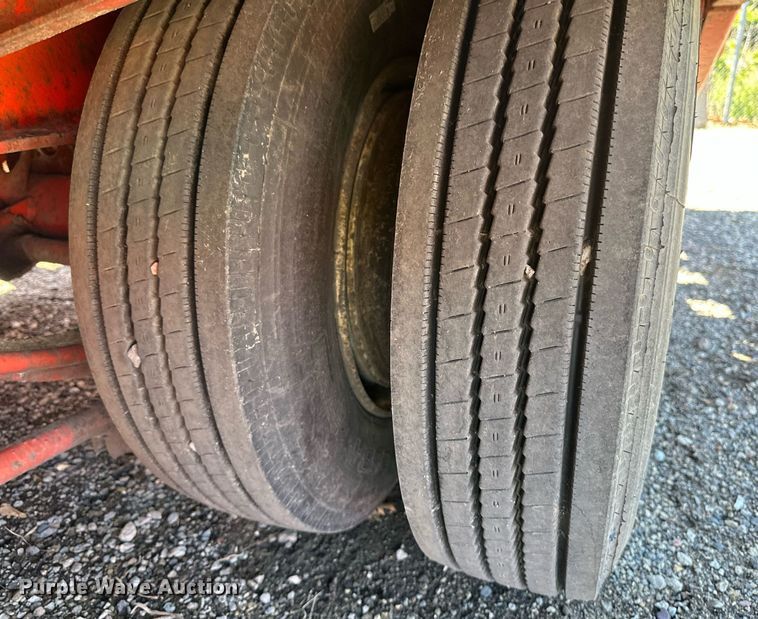 image for item EB2588 2000 Tow Master equipment trailer