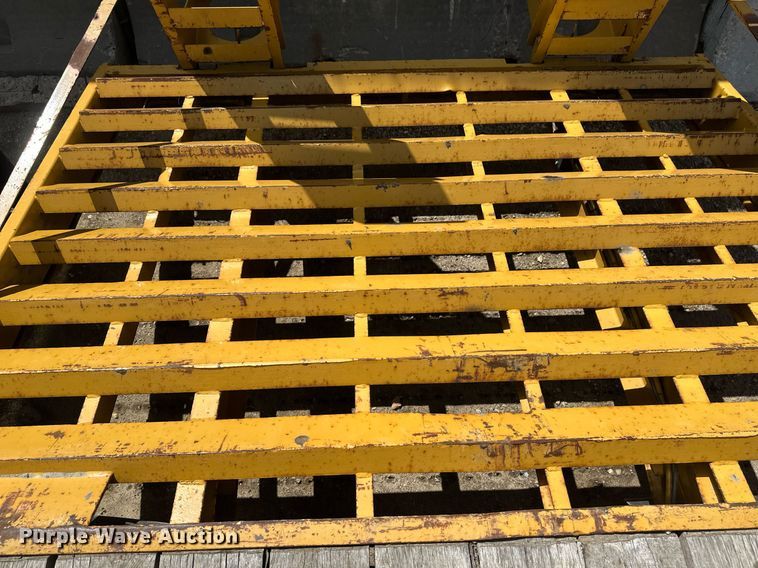 image for item EB2593 1988 Felling equipment trailer