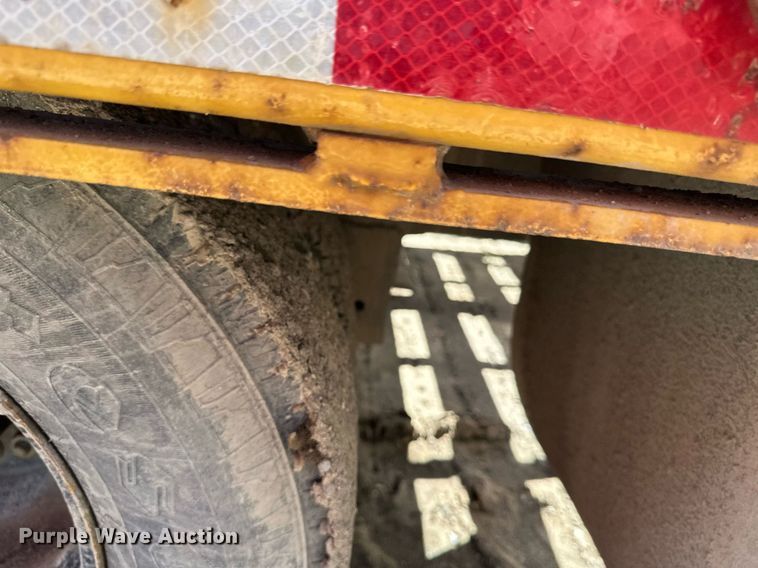 image for item EB2593 1988 Felling equipment trailer