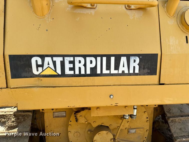 image for item EB2606 1986 Caterpillar D4H dozer