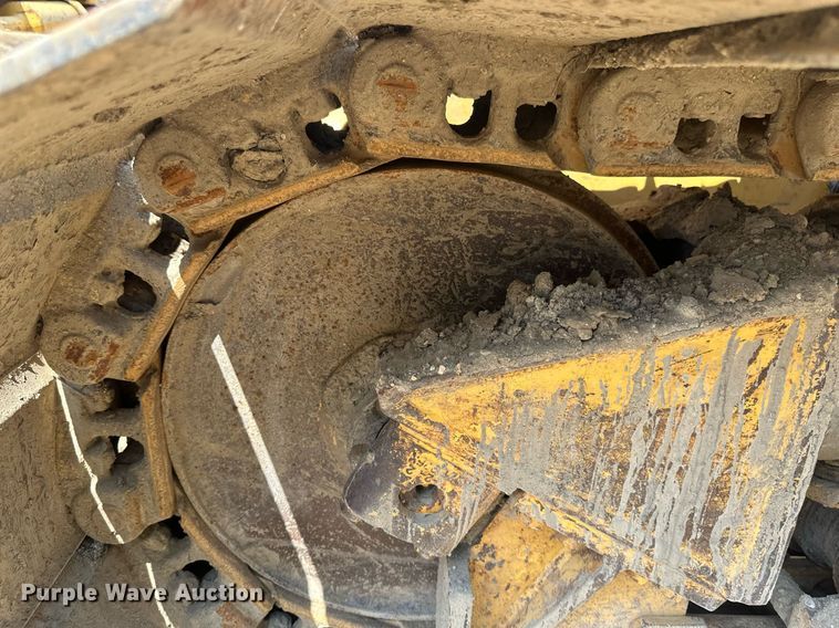 image for item EB2606 1986 Caterpillar D4H dozer