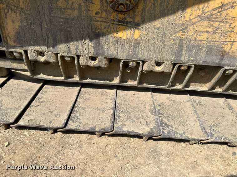 image for item EB2606 1986 Caterpillar D4H dozer