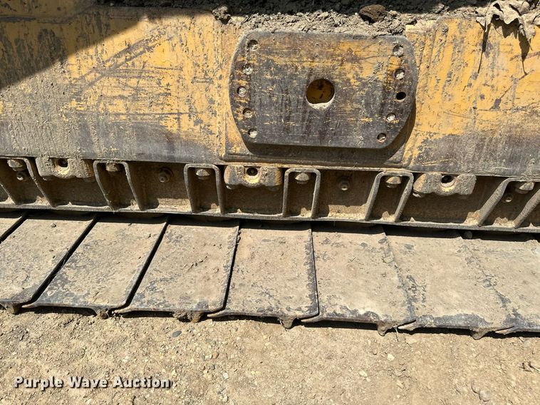 image for item EB2606 1986 Caterpillar D4H dozer