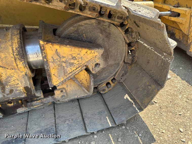 image for item EB2606 1986 Caterpillar D4H dozer