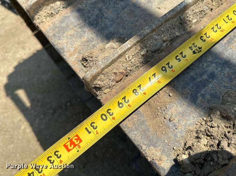 image for item EB2606 1986 Caterpillar D4H dozer