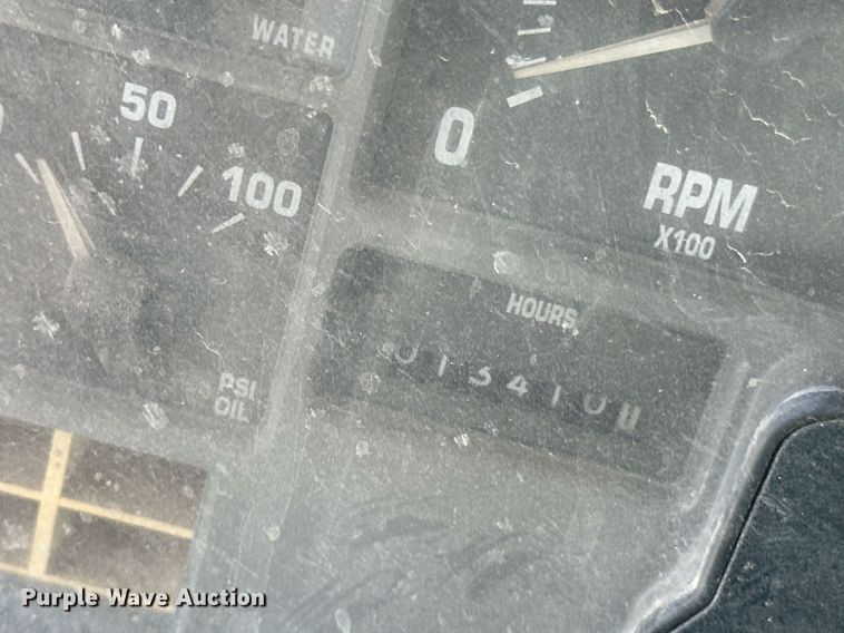 image for item EB2609 1999 International 4900 dump truck