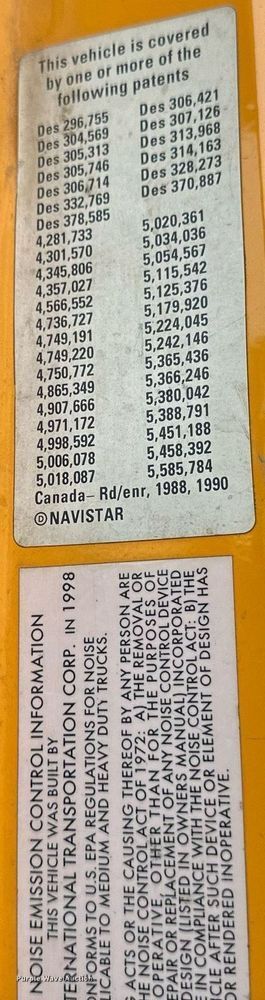 image for item EB2609 1999 International 4900 dump truck