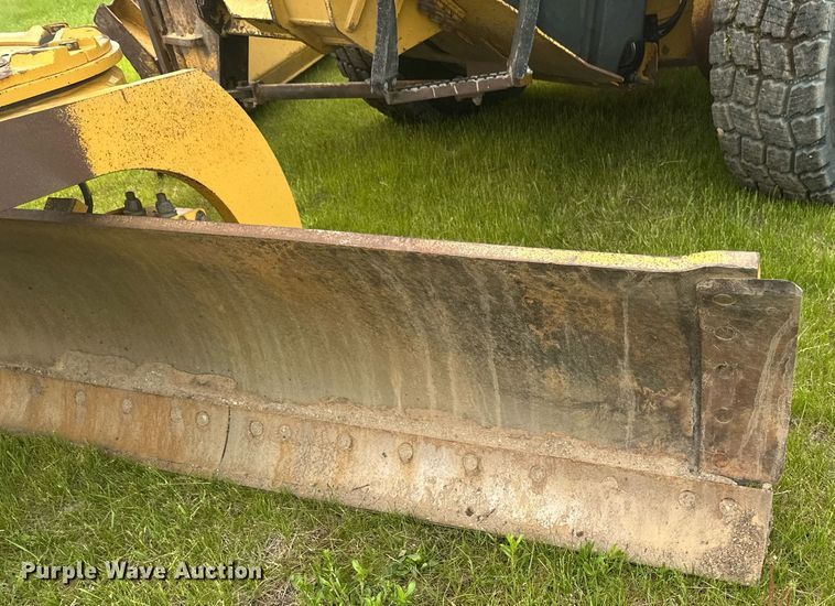 image for item EB2619 2012 Caterpillar 140M2 motor grader