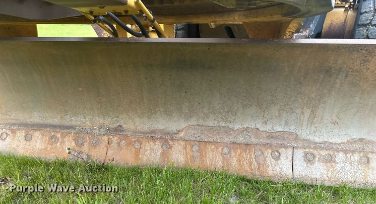 image for item EB2619 2012 Caterpillar 140M2 motor grader