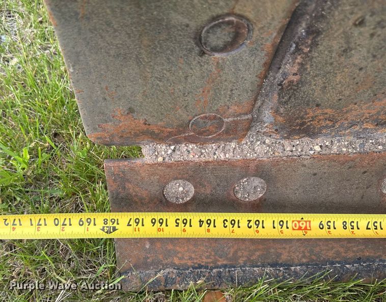 image for item EB2619 2012 Caterpillar 140M2 motor grader