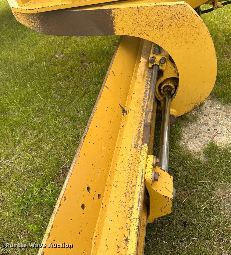 image for item EB2619 2012 Caterpillar 140M2 motor grader