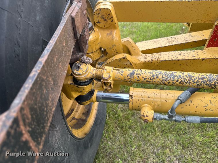image for item EB2619 2012 Caterpillar 140M2 motor grader