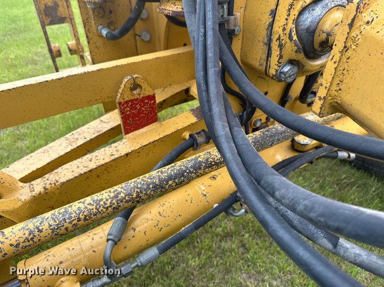 image for item EB2619 2012 Caterpillar 140M2 motor grader