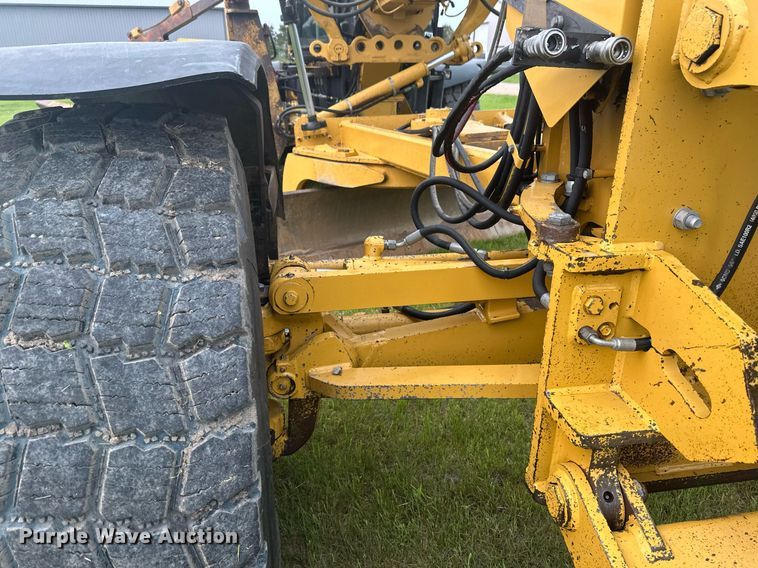 image for item EB2619 2012 Caterpillar 140M2 motor grader