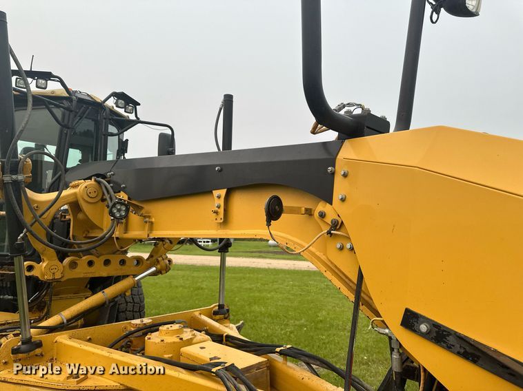 image for item EB2619 2012 Caterpillar 140M2 motor grader