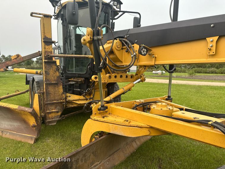 image for item EB2619 2012 Caterpillar 140M2 motor grader