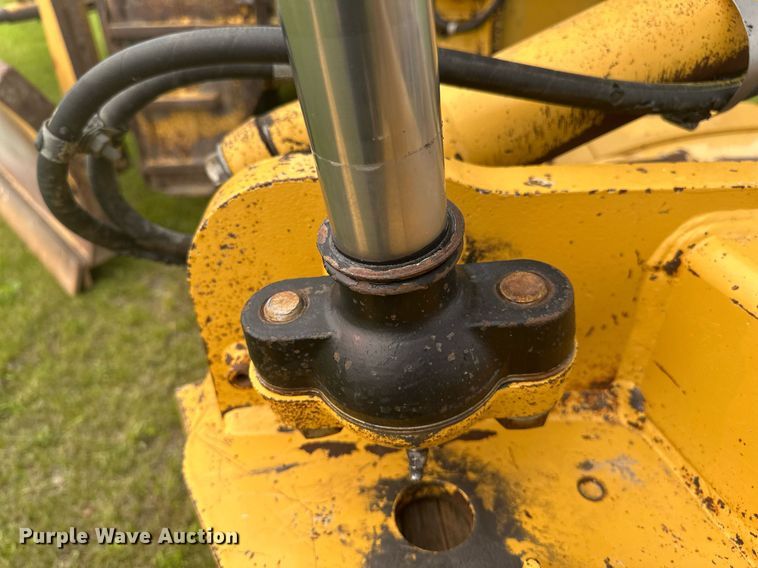 image for item EB2619 2012 Caterpillar 140M2 motor grader