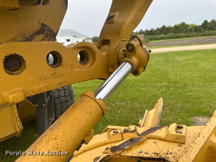 image for item EB2619 2012 Caterpillar 140M2 motor grader