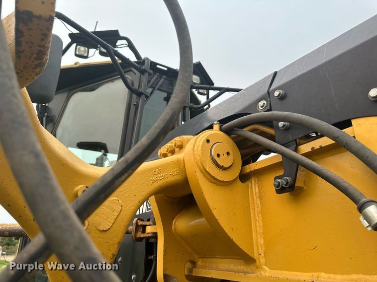 image for item EB2619 2012 Caterpillar 140M2 motor grader