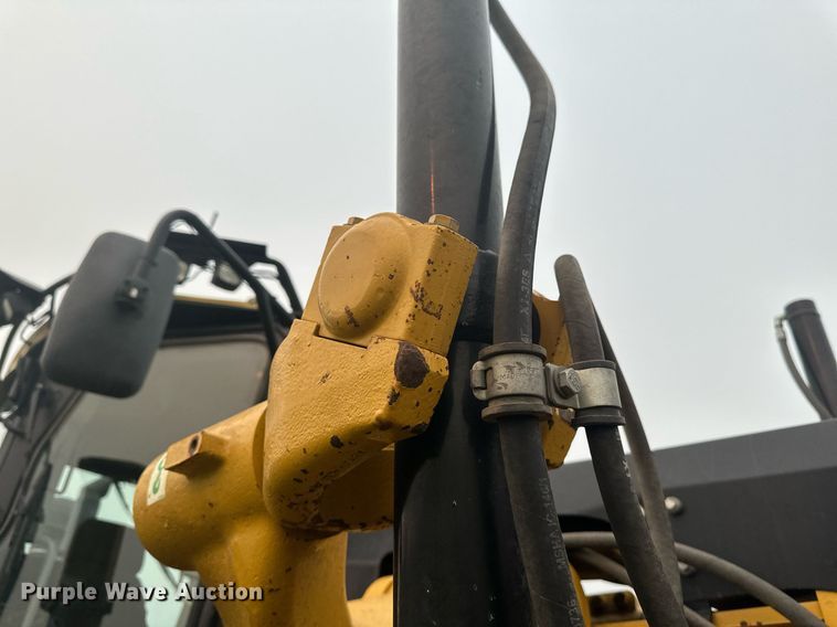 image for item EB2619 2012 Caterpillar 140M2 motor grader