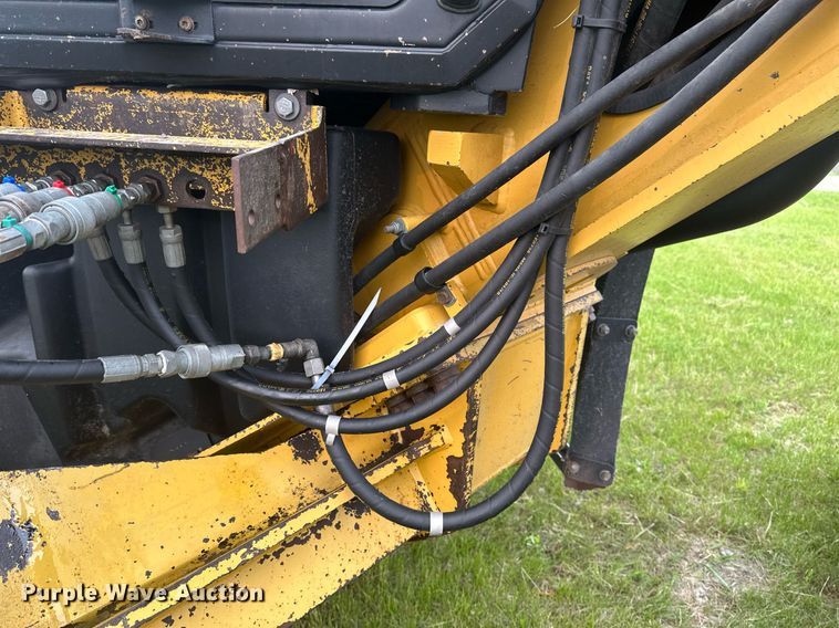 image for item EB2619 2012 Caterpillar 140M2 motor grader