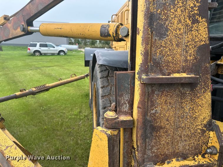 image for item EB2619 2012 Caterpillar 140M2 motor grader