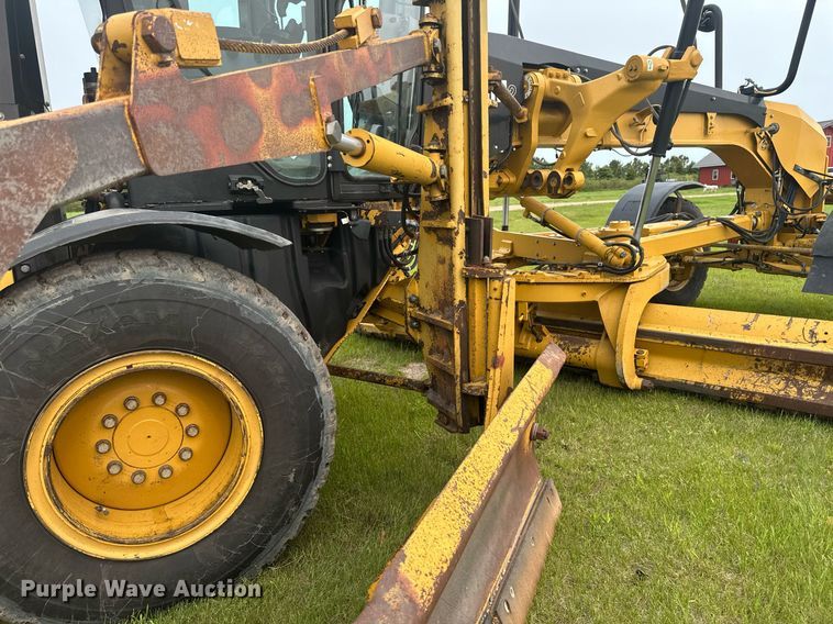 image for item EB2619 2012 Caterpillar 140M2 motor grader